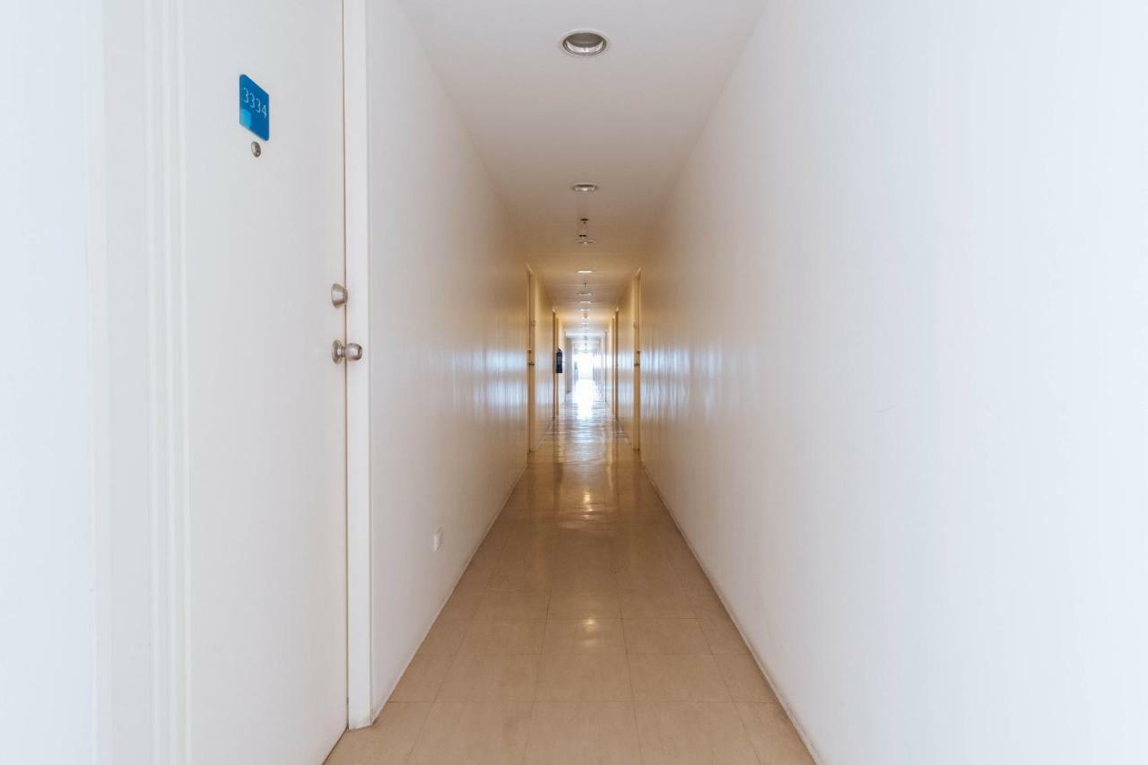 Reddoorz Premium @ Amaia Skies Avenida Manila Exteriör bild